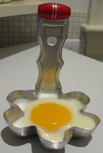 egg coddler